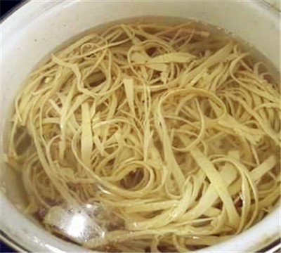 买的干豆皮应该怎么泡开？，干豆腐皮怎么泡？图3